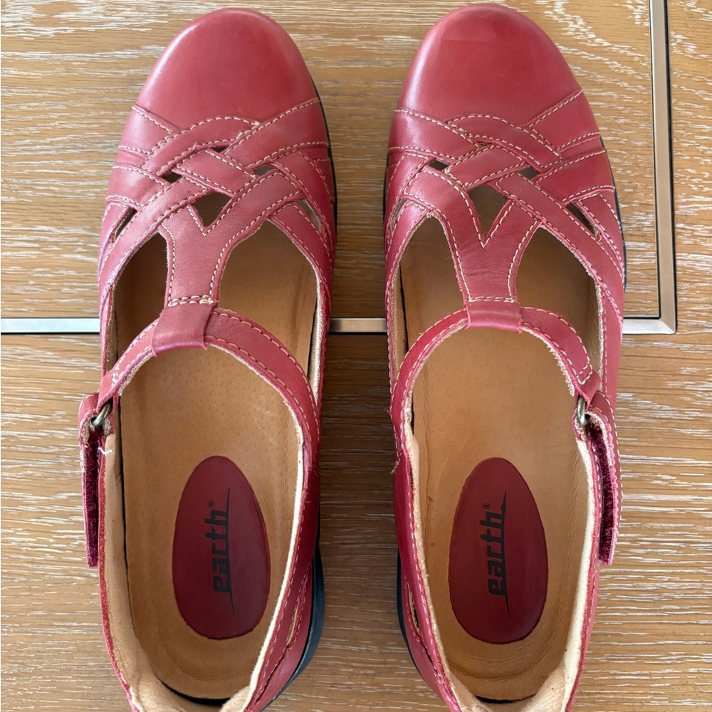 Earth Women's Ruby Red Leather Mary Janes